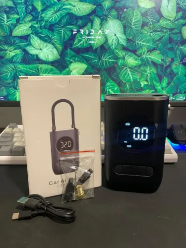 Mini Compressor de Ar Portátil Digital Recarregável para Pneus - Calibrador Elétrico<br>