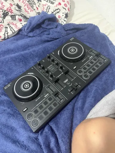 Ddj 200 em bom estado