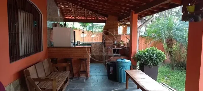 Chácara com 3 dormitórios à venda no Chácara São Geraldo
