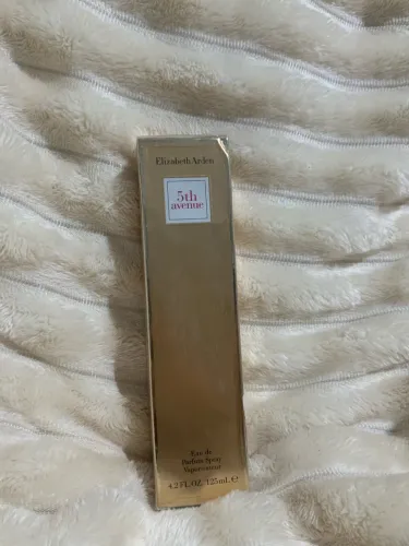 5th Avenue Eau de Parfum (125ml) 100% ORIGINAL