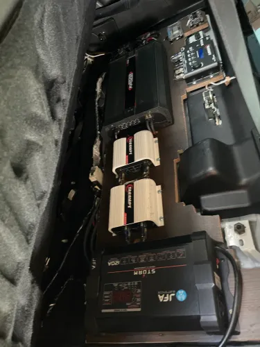 Vendo só. Completo tudo comprado zero sem detalhes