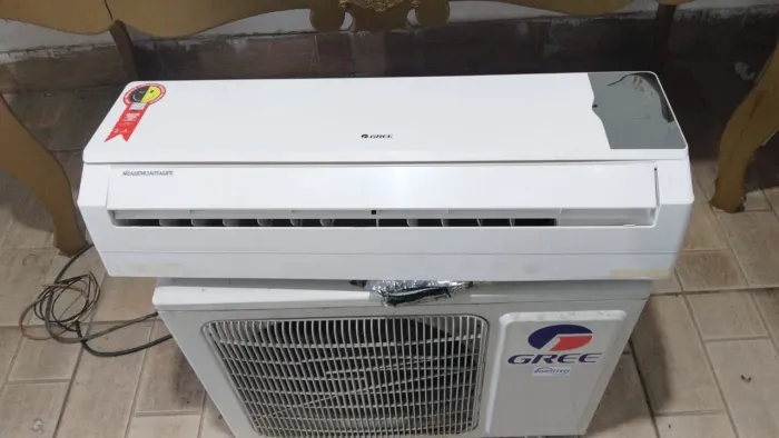 Ar condicionado já instalado