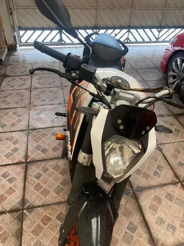 Duke 390