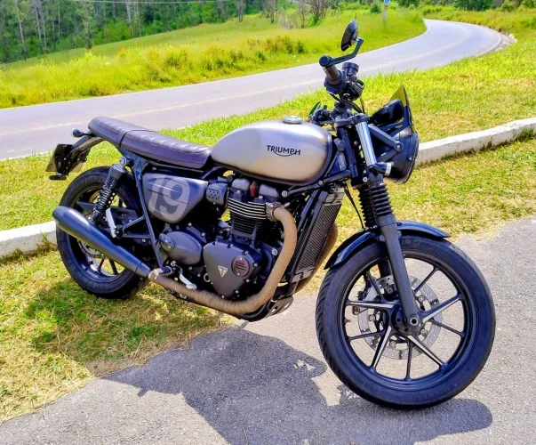 Street Twin Shibuya Garage 2020