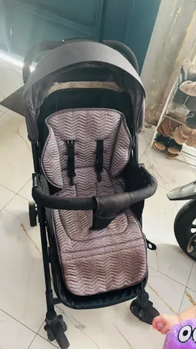 Vendo carrinho de bebê