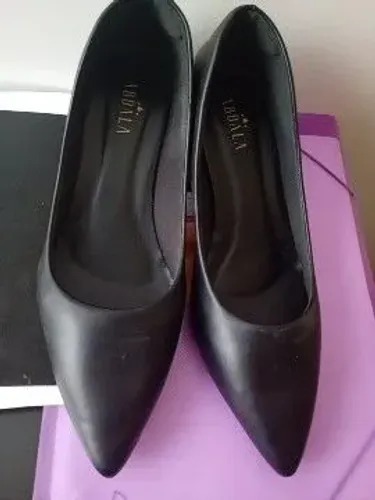 Scarpin feminino número 39
