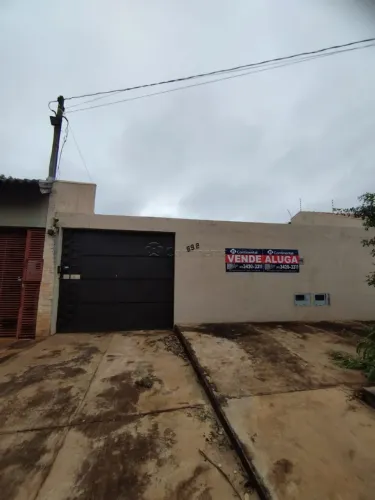 Casa Residencial para Locação ou Venda em Dourados-MS