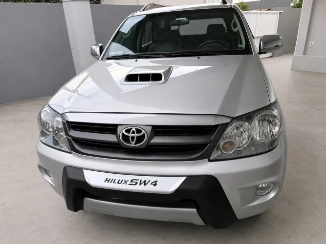Toyota Hilux SW4 SRV D4-d 4X4 3.0 TDI Dies. AUT 2006