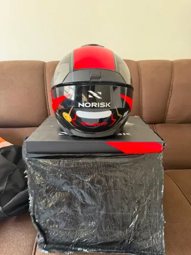 Capacete norisk novo tamanho 62
