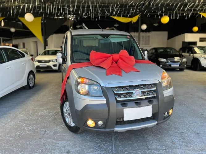 Fiat Doblo Essence 1.8 Flex 16V 5P 2013