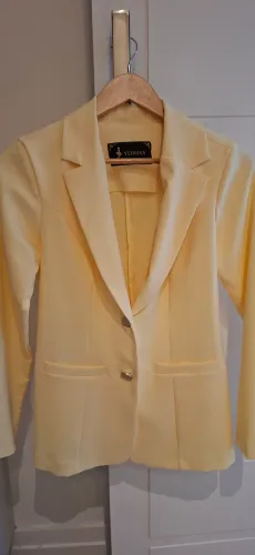 Blazer amarelo manteiga P