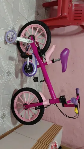 Bicicleta semi nova ótimo estado 