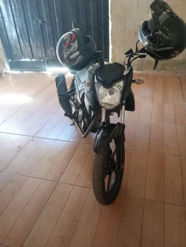 Vendo ou troco em moto 300cc