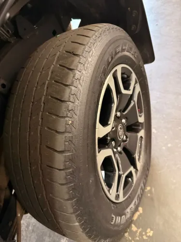 Pneu Hilux - Ranger - Amarok - s10  265/60R18