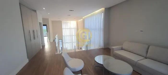 Casa de Alto Padrão para Locação no Alphaville 2 | 5 Suítes | Piscina Aquecida | 430m²