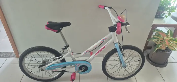 Bicicleta infantil feminina - Btwin Mistergirl aro 20
