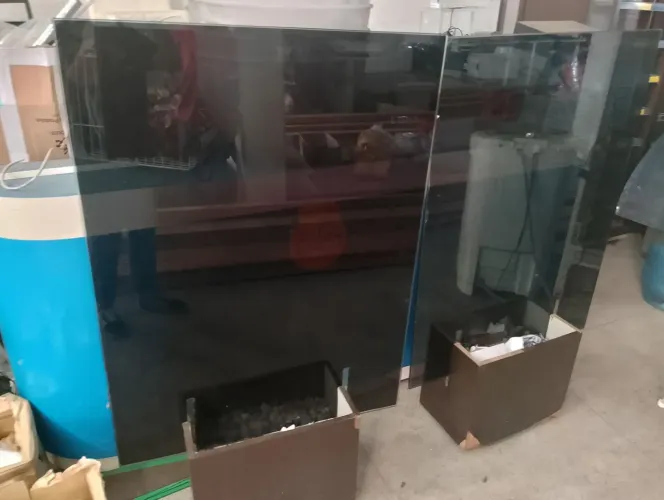 Vitro decorativo e bom pra por letreiro 