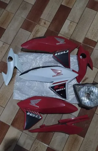 Carenagem da Titan 160