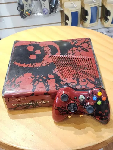 Xbox 360 edição Gears of War com 500gb de HD 
