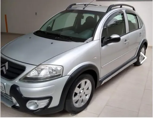 Citroen C3 XTR 1.4 Flex 8V 5P 2011