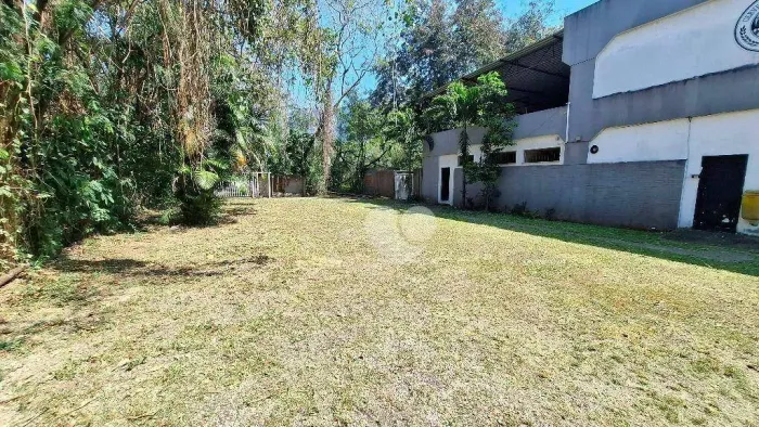 Terreno com 3.431 m² à venda na Estrada dos Bandeirantes, Jacarepaguá, Rio de Janeiro/RJ