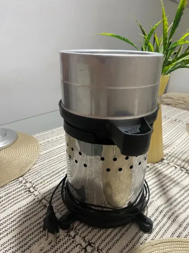 Espremedor de Laranja Industrial