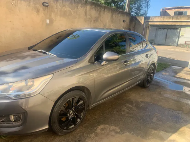 Citroen C4 Lounge Exclusive 1.6 Turbo Flex Aut. 2017