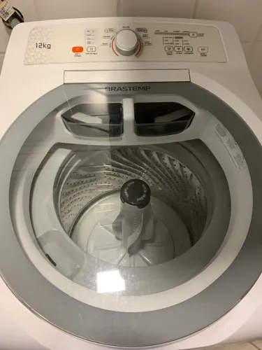 Lava-roupas Brastemp 12kg pouco usada