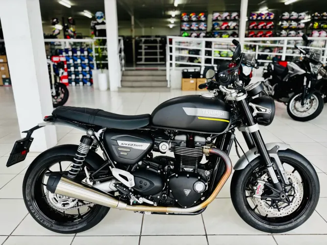 Triumph Speed Twin 1200 2022 - Apenas 296 km