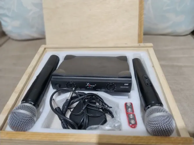 Microfone Duplo Knup - semi novo - 200,00