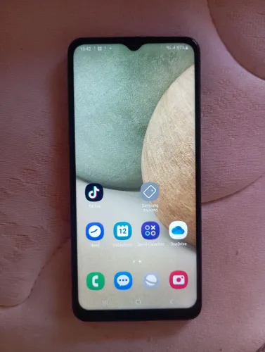 Samsung Galaxy A12
