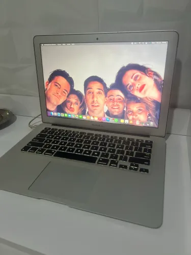 MacBook Air 13 - 2017 | i5 | 8GB RAM | SSD 128GB | Conservado