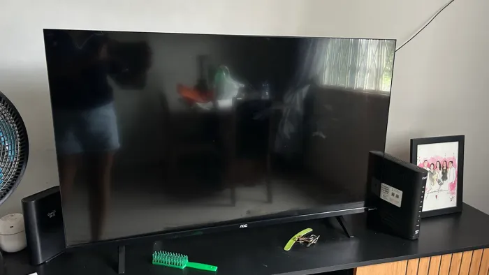TV SMART 42 POLEGADAS AOC ROKU