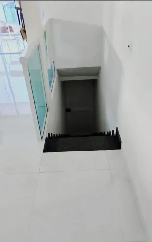 Casa Linda e Bem Conservada - Ótima Localização