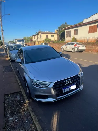 Audi A3 Sedan 1.4 TFSI Flex Tiptronic 4P 2017