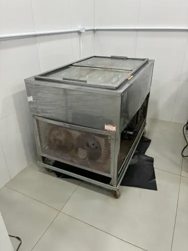 Picolezeira p10 fort frio ( máquina picolé) 