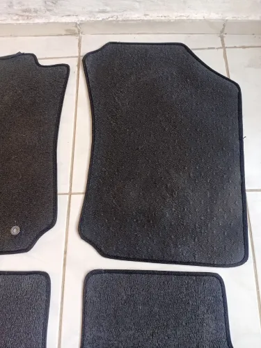 TAPETE DE BORRACHA ORIGINAL : FIAT ARGO, FIAT PULSE, FIAT FASTBACK, FIAT CRONOS.