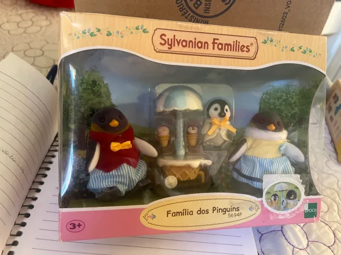 sylvanian families - Familia dos pinguins com caixa