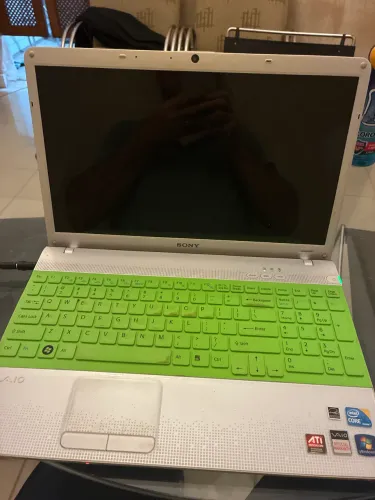 Vendo notebook Sony i3 defeito não dá vídeo