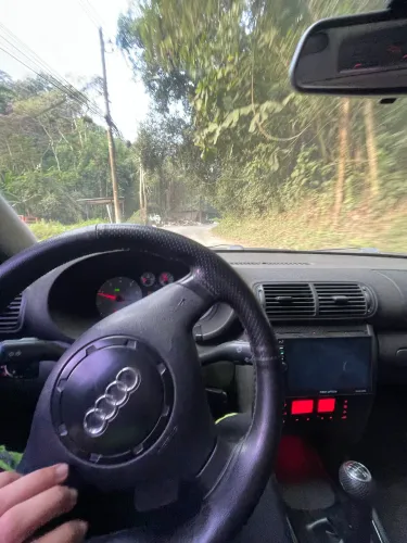 Audi A3 1.8 5P Mec. 2000