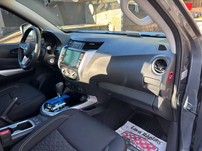 Nissan Frontier Attac.cd 4X4 2.3 Bi-TB Die. AUT 2024