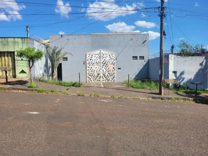 Galpão para locação no bairro Daniel Fonseca