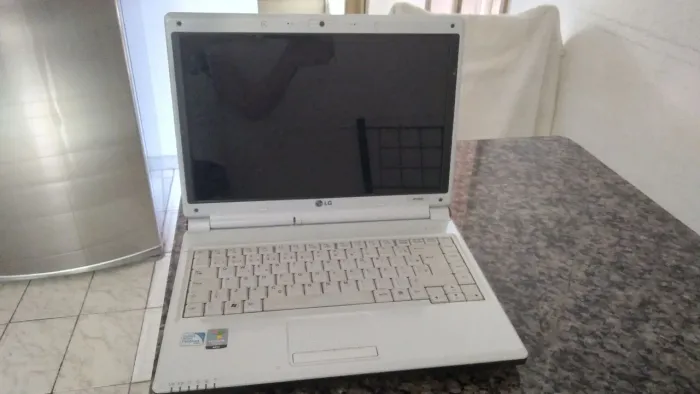 Notebook com defeito 