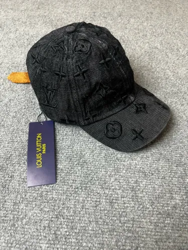 Boné Louis Vuitton Monogram Preto