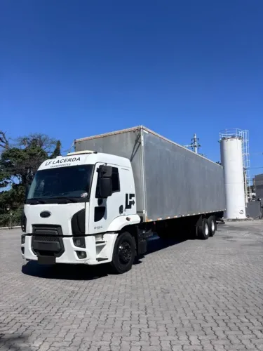 CAMINHÃO TRUCK FORD CARGO 2429 - BAU 11M
