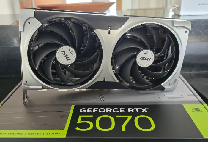 Placa de Vídeo MSI GeForce RTX 5070 12GB VENTUS 2X OC