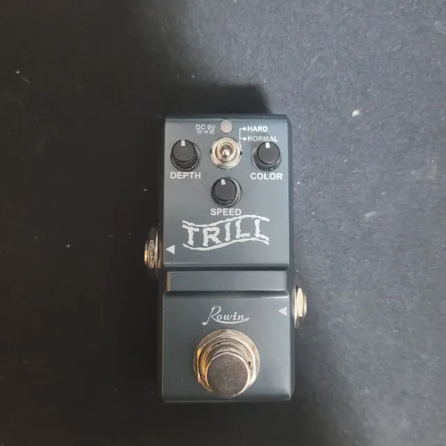Pedal Trill Rowin