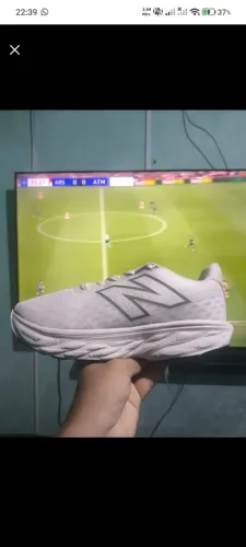 Tênis Masculino NB 41 bege