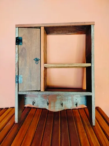 Armário porta xícaras