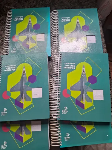 Kit de livro pré paratorio militar